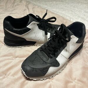 Louis Vuitton Men's runaway  Sneakers